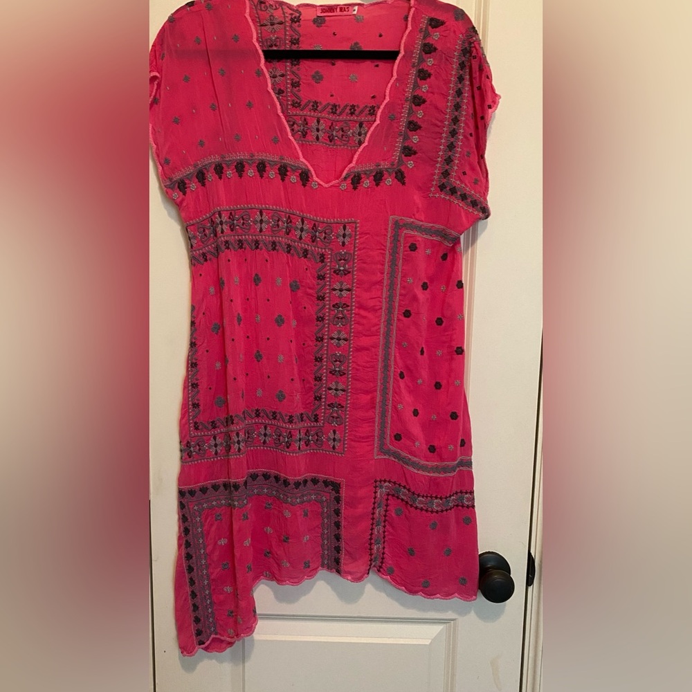 Johnny Was Pink and Black Asymmetrical Cap Sleeve Tunic